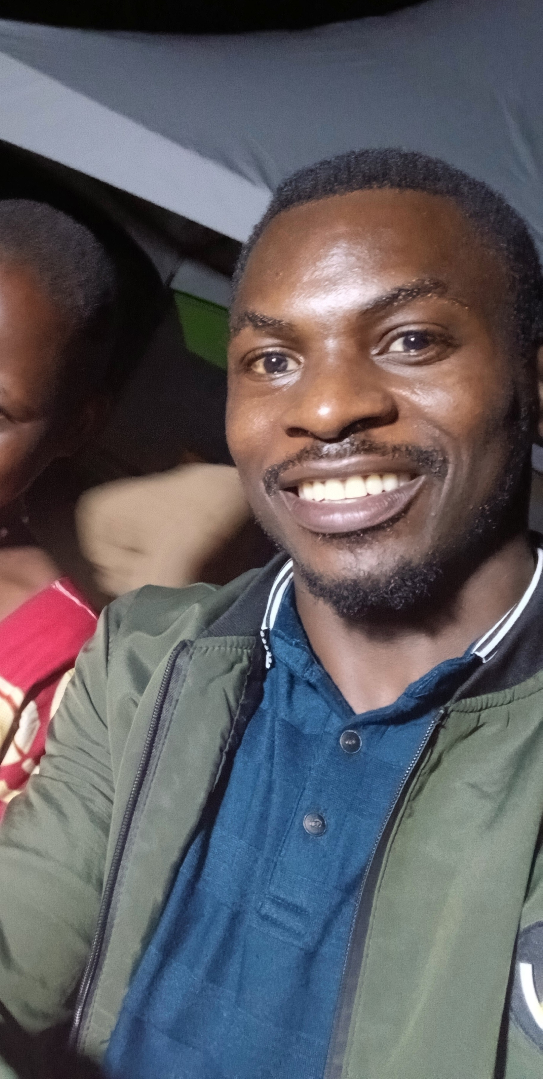 Seruuma smiling